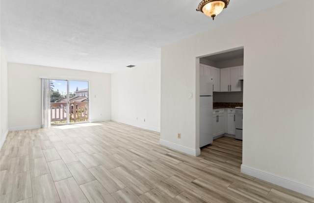 493 NW 43rd St photos photos 493 NW 43rd St photos photos