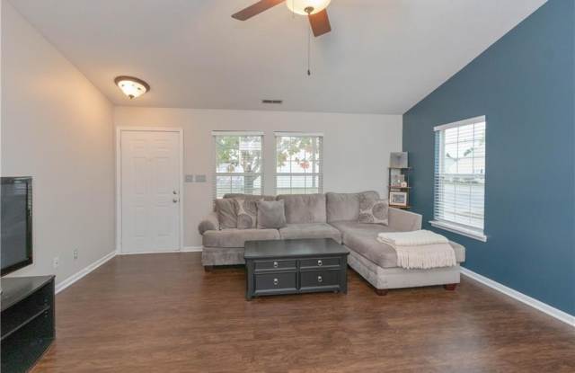 8510 Lincoln Court Gallery 3