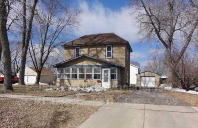 521 Main St - 521 Main Street, Farmington, MN 55024