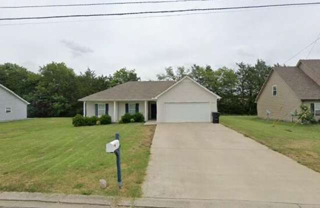 1410 Passage Dr - 1410 Passage Drive, Murfreesboro, TN 37130