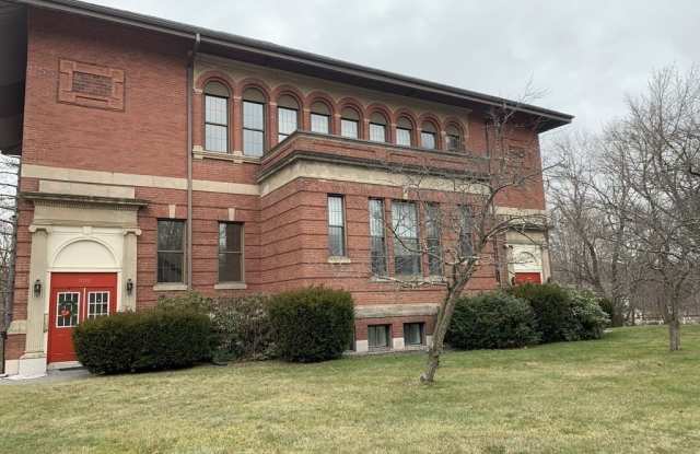 1098 Stafford Street unit: #3 photos photos