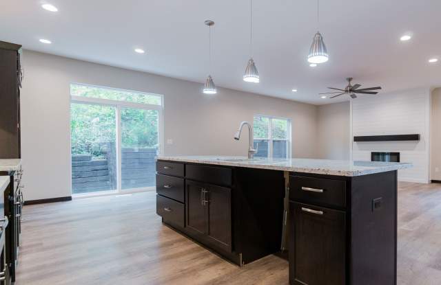3217 Timber Valley Court Northeast Gallery 2