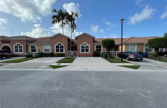 10973 SW 236th Ter photos photos