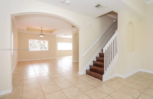 9412 SW 227th Ln Gallery 3