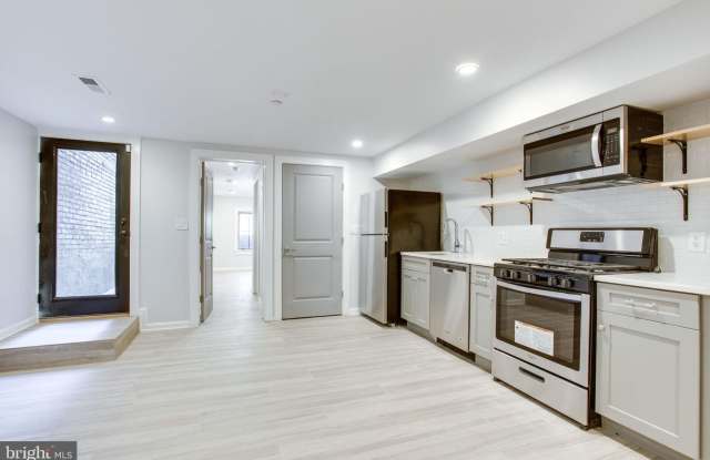 7 S STREET NW Gallery 2