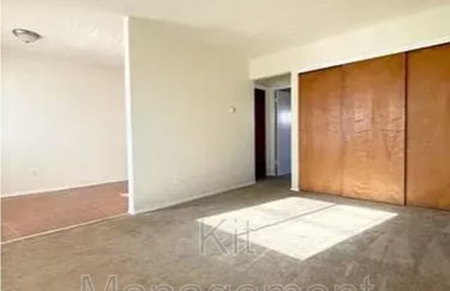 662 Spencer - 662 Spencer Street, Toledo, OH 43609