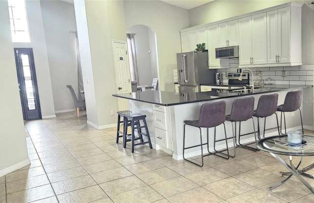 179 EMERALDVIEW Avenue Gallery 3