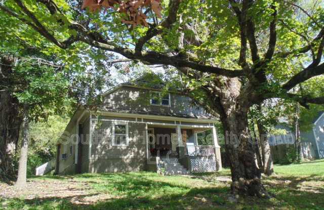 1113 Knoxville Avenue - 2 photos photos