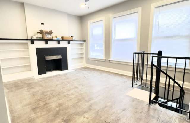 6257-1 West Rosemont Avenue Gallery 2