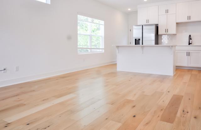 1254 West Hendrix Street - 2 Gallery 2