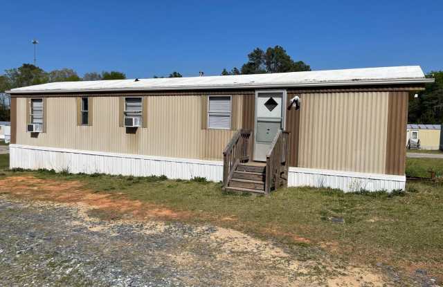 2 BED 1 BATH MOBILE HOME IN CANDOR $800 RENT $800 DEPOSIT photos photos