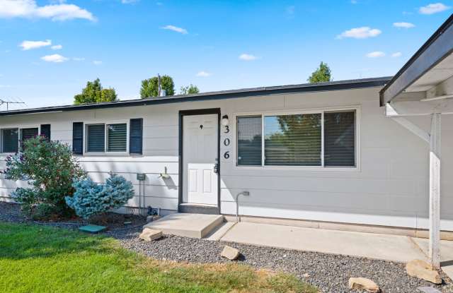 309 West Maple Avenue photos photos
