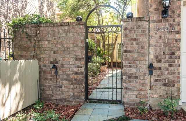 3447 Courtyard Circle - 3447 Courtyard Circle, Farmers Branch, TX 75234