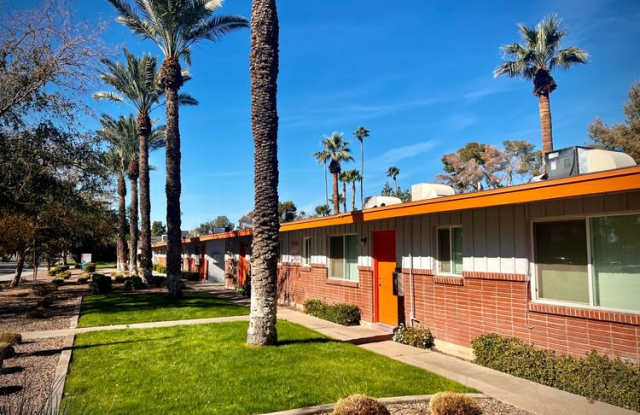 704-724 W 5th St photos photos