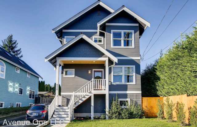 6715 Fremont Ave. N. - 6715 Fremont Avenue North, Seattle, WA 98103