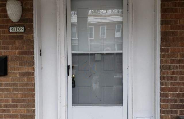 3102 CLIFTMONT Avenue Gallery 2