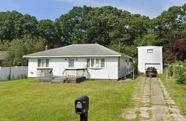 206 Concord Road - 206 Concord Road, Shirley, NY 11967