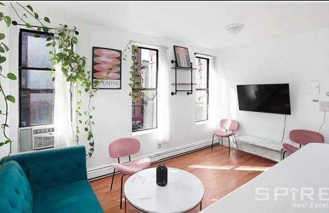 51 Avenue B photos photos