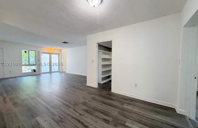 8590 NW 25th Ct Gallery 3