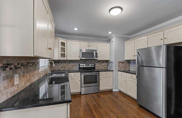 7132 Outlook St photos photos