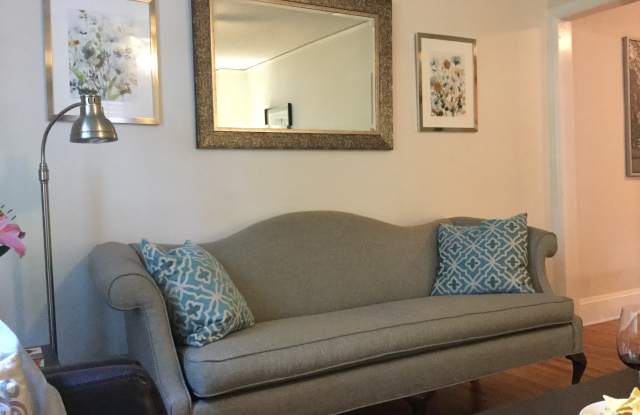 2124 Chesterfield Avenue photos photos