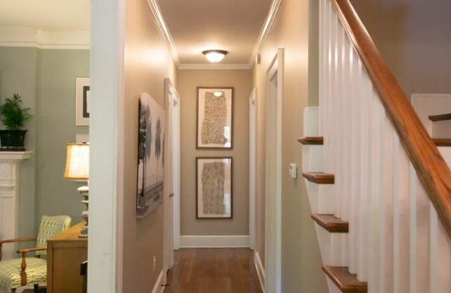 251 Bolling Road Gallery 2
