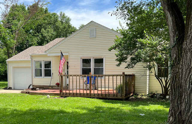 413 10th Street Terrace - 413 10th Street Terrace, Warrensburg, MO 64093