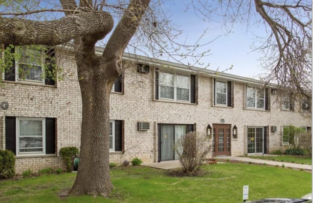 1027 Smetana Rd, unit 6 - 1 photos photos