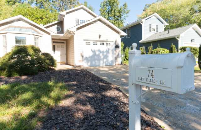 3 Bedroom Irving Park Village Home with Pond Views, Garage & Community Pool Gallery 3