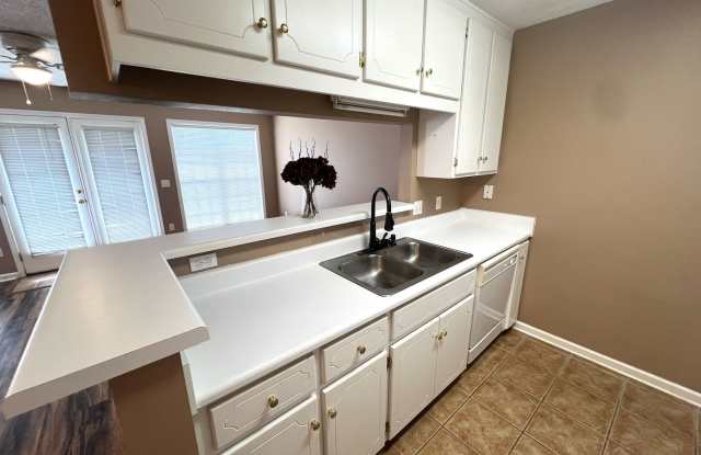 161 S Springview Dr Gallery 3