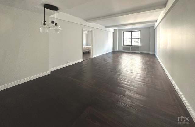 12 West 72nd Street 9B - 12 West 72nd Street, New York City, NY 10023