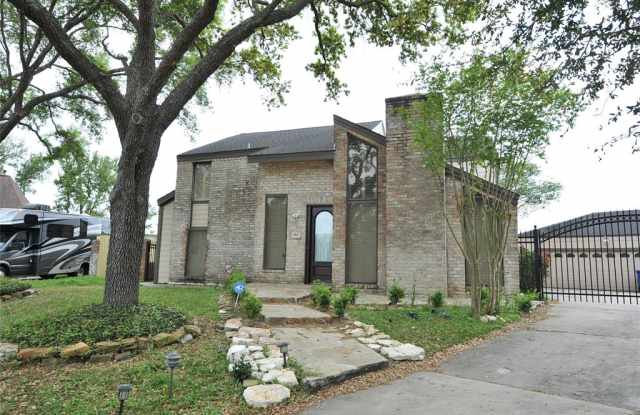 6842 San Remo Drive Gallery 2