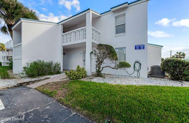 4590 S Atlantic Avenue photos photos