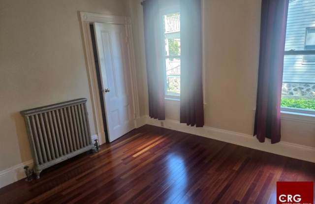 103 Alder St. Gallery 4