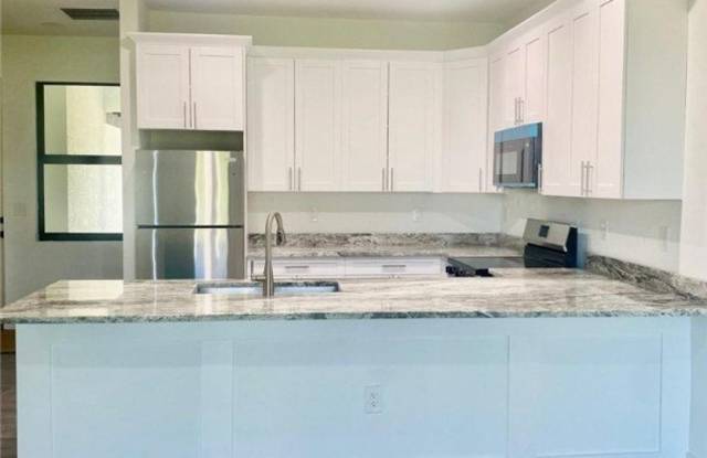 5425-5427 Centennial Boulevard photos photos