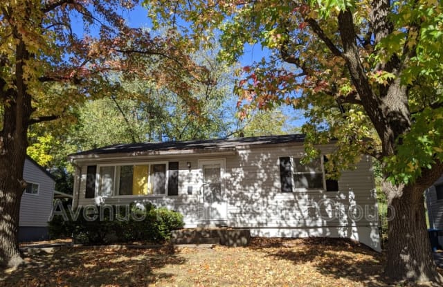 945 Clearfield Dr - 945 Clearfield Drive, Ferguson, MO 63135