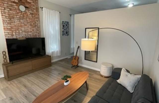 Menard Apartments Gallery 3