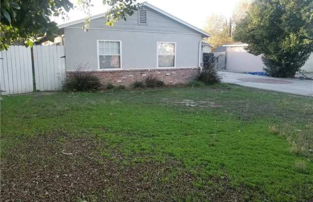 6653 Glade Avenue Gallery 2