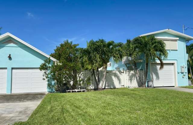 1129 Gordon Drive Gallery 3