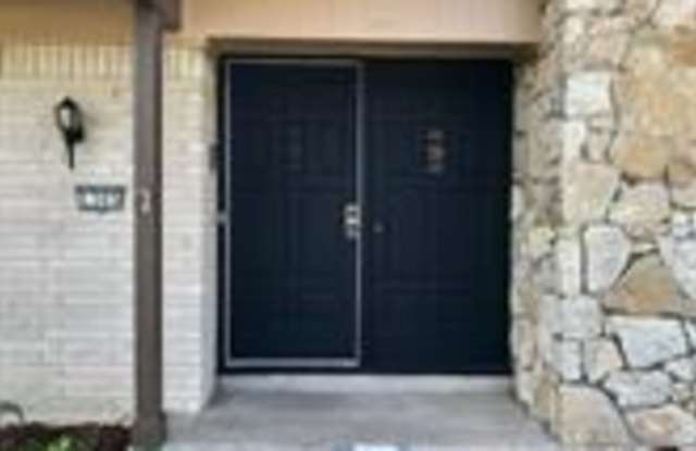 1305 Grinnell Drive Gallery 2