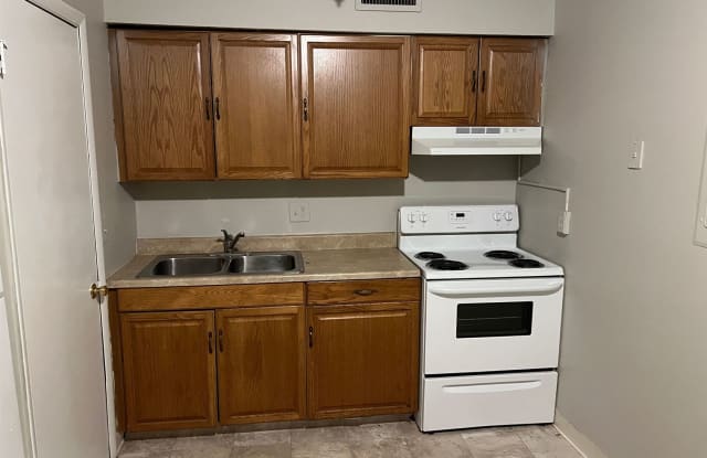 2667 Medary Ave - 2667 Medary Avenue, Columbus, OH 43202