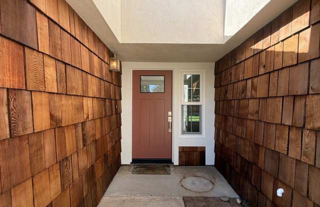 AVAILABLE NOW Updated Single Story Home in Orcutt Gallery 4