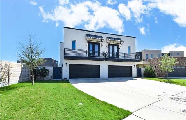 301 Templeton Drive Gallery 2