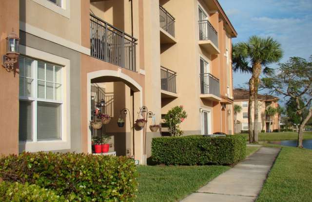 Slashed Rates SPECIALS up to 1 MONTHS FOR FREE ON SELECT UNITS Price Reduced - 10112 Northwest 33rd Street, Coral Springs, FL 33065