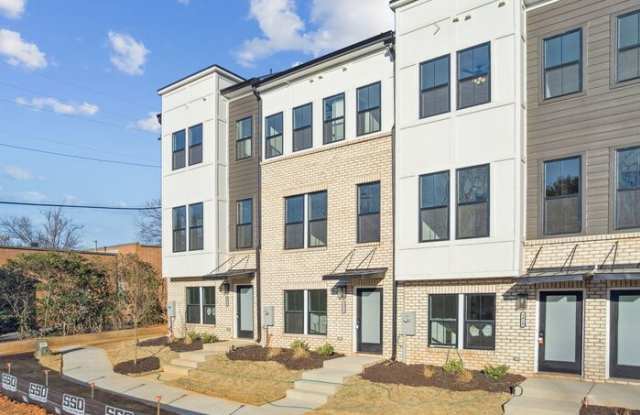 5023 Grayton Alley photos photos