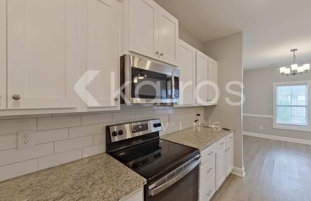 3709 Oak Leaf Way Gallery 4