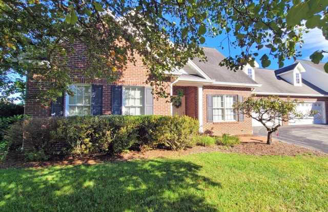 20252 Millbrooke Drive Gallery 1