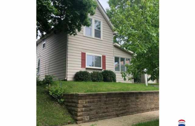 1034 Humboldt Avenue Gallery 2