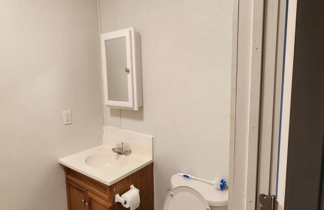 424 E Cedar Ave photos photos