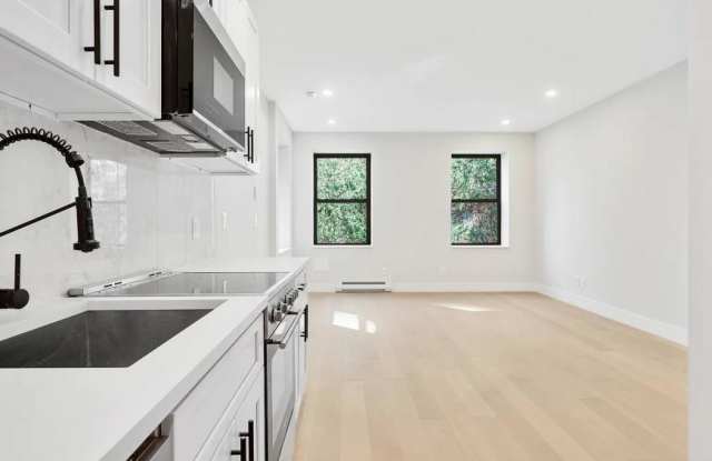239 East 33rd Street photos photos